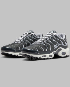 Nike tuned 1 black platinum