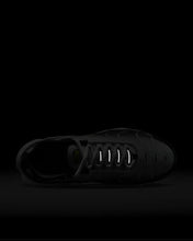 Charger l&#39;image dans la galerie, Nike tuned 1 energy
